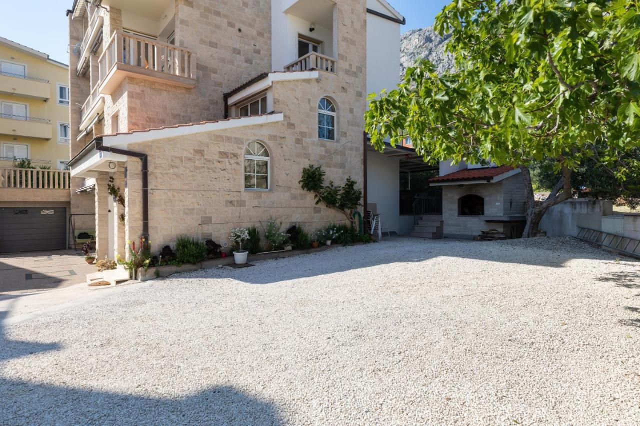 Apartment Duce 5973b Omiš Buitenkant foto